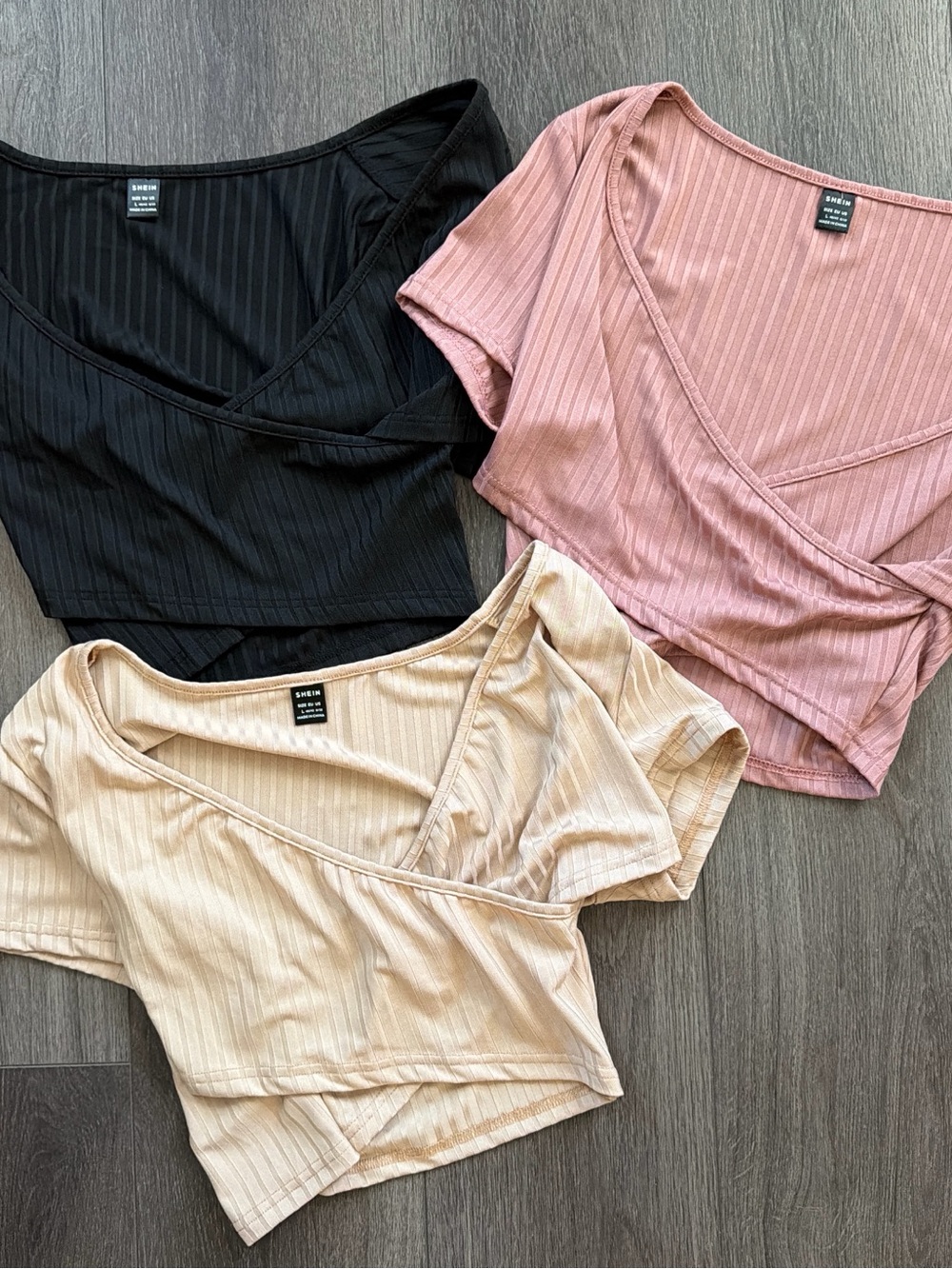 3pc lot Ribbed V-Neck Cropped Top - Black, Dusty Rose, Beige Sz M